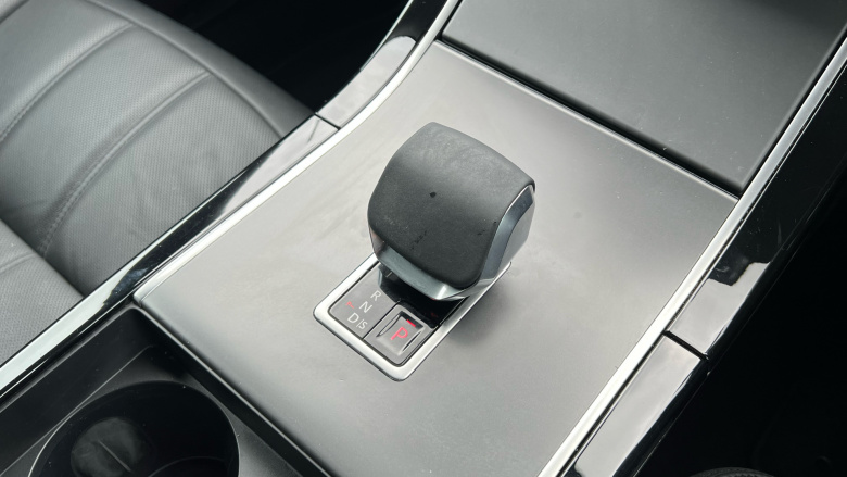 Land Rover Range Rover Evoque 1.5 P300e Dynamic SE 5dr Auto Hatchback